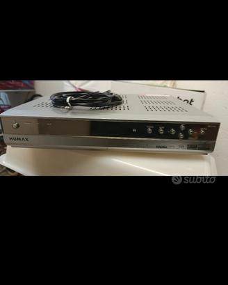 Humax - DTT 4100