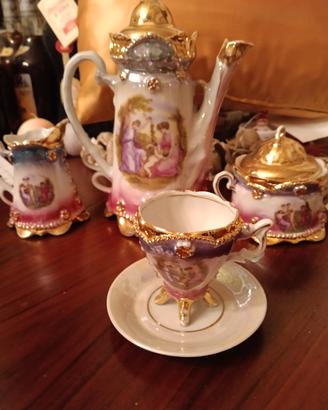 Set di porcellana d'epoca