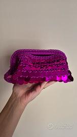Clutch bag ad uncinetto con paillettes