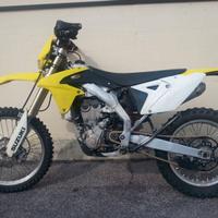 Suzuki RMX 450 Z del 2011: varie parti di ricambio