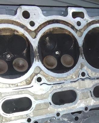 Yamaha F80/100 Carburato Testata completa