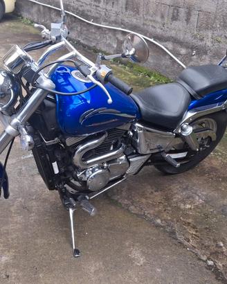 Suzuki morouander 800 anno 2001