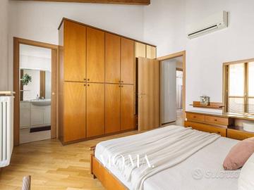 Camera da letto matrimoniale completa