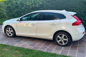 VOLVO V40 D2 KINETIC 1.6