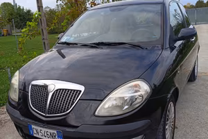 Lancia Y