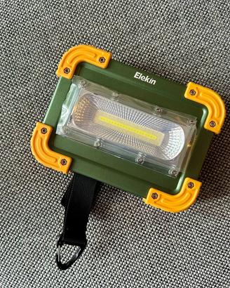 Lampada LED da Lavoro - Ricaricabile - Impermebile