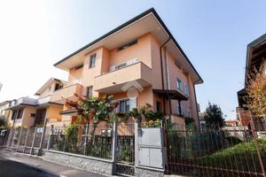 3 LOCALI A PIEVE EMANUELE