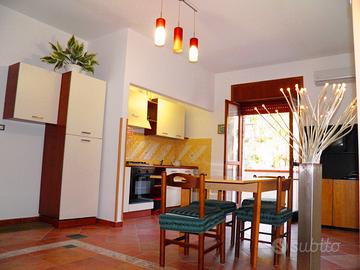 Appartamento vicino Terme Luigiane con balcone
