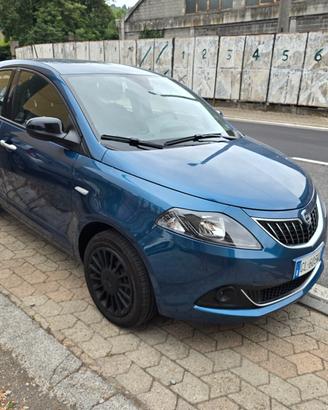 Lancia Ypsilon 1.2 69 CV 5 porte GPL Gold