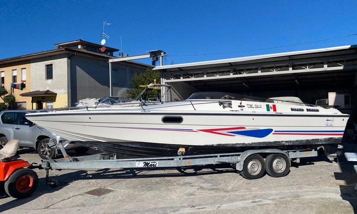 Motoscafo Tullio Abbate 27 offshore