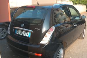 lancia ypsilon 1.3 d  2009