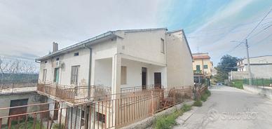 Lanciano, c.da Santa Giusta, casa singola 420 mq