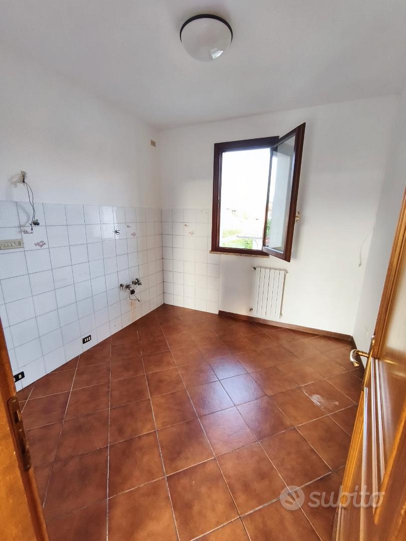 Appartamento – Lucca, Santissima Annunziata - Vista 4