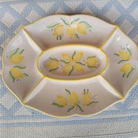 Antipastiera decorata a mano.