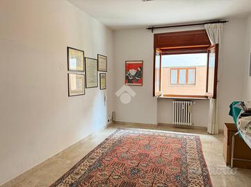 3 LOCALI A POTENZA