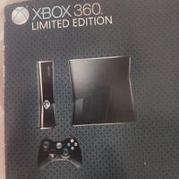 xbox 360 console con due controller
