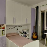 Cameretta armadio a ponte con letto e scrivania