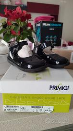 Scarpe da bambina numero 23