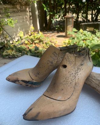 Sagome vintage per la realizzazione di scarpe da d