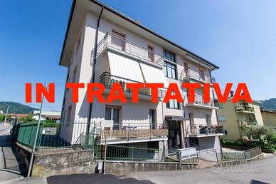 Appartamento di 85 m² con 3 locali e posto auto a 