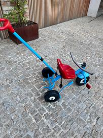 Triciclo con manico Chicco