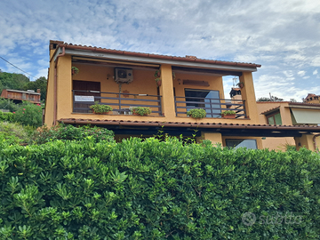 Unita' abitativa in villino trifamiliare