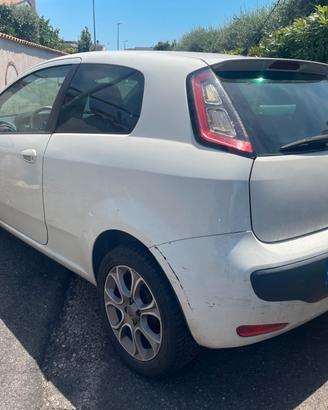 PUNTO EVO 1.3mjt *MARCIANTE- IN PROTEZIONE E FUMO*