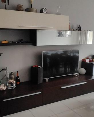 Mobile per sala rovere moro 130 euro