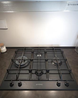 Piano cottura a gas Smeg 