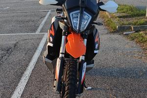 KTM 890 Adventure R