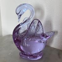 Cigno vintage in vetro lilla con glitter silver.