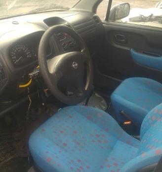 Opel Agila 2003 - 1199cc benzina - z12xe