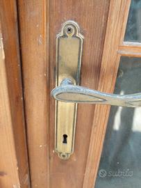 Doppia porta in legno