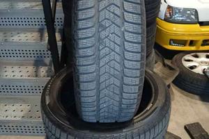 4 Pneumatici Pirelli Sottozero 3 225/45/18 95V