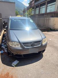 VW TOURAN 7 posti