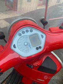 vespa piaggio 250 rossa