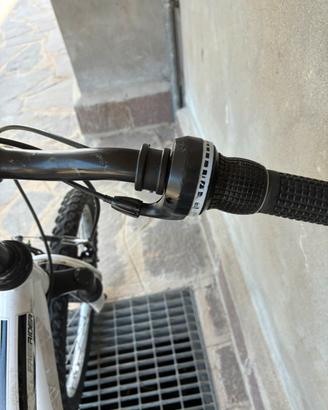 Bicicletta da cross