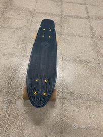 Skateboard Penny blu/giallo + Kit protezioni