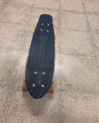 Skateboard Penny blu/giallo + Kit protezioni