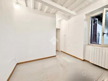 2 LOCALI A PERUGIA