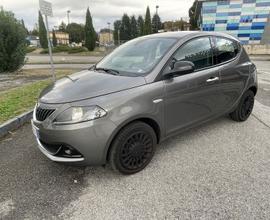 Lancia Ypsilon 1.0 FireFly 5 porte S&S Hybrid...
