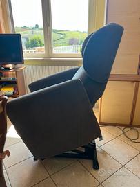 Poltrona relax alza persone