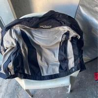 2 giacche e casco moto