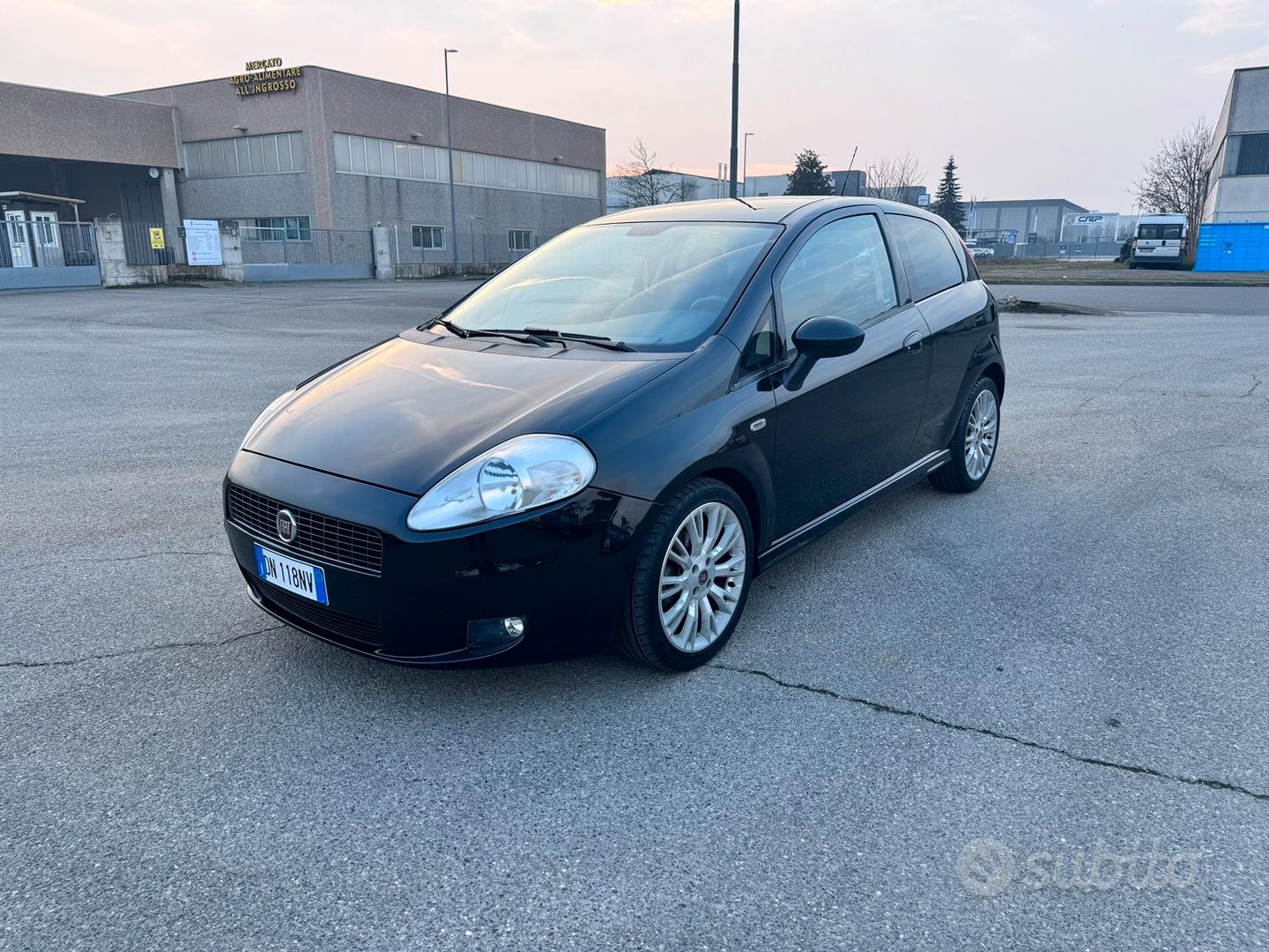 FIAT GRANDE PUNTO 1.9 MJ SPORT 3 PORTE (130CV) SOLO 65000 KM - Number One  SRL