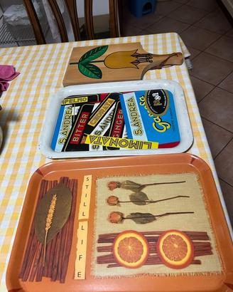 Tris Cucina Vintage: Vassoi e Tagliere in Legno De