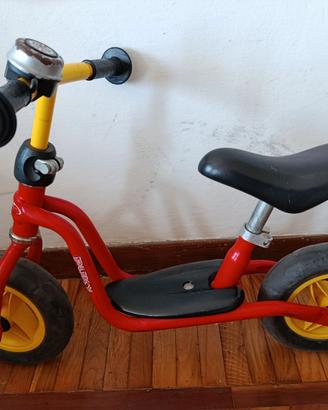 Bici rossa senza pedali balance bike Puky