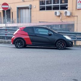 Peugeot 208 GTI by Peugeot Sport