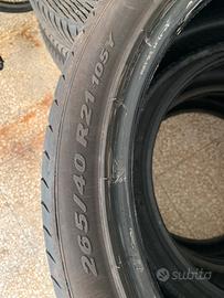 Pneumatico 235/55-18 più vari ricambi clio range