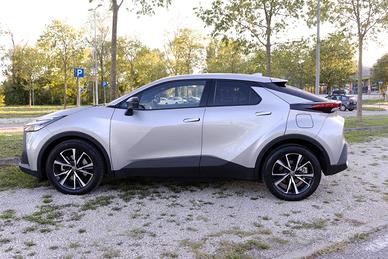 Toyota C-HR II 2023 2.0 phev Trend fwd e-cvt