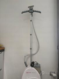 Ferro da stiro verticale - steamer singer